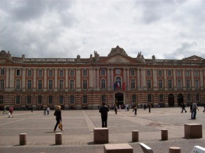 Info-Sectes s'inquiète de l'arrivée du groupe des « 12 tribus » à Toulouse